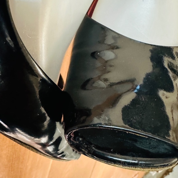 Yves Saint Laurent Shoes - Black Patent Leather - Size 9.5 - Picture 8 of 15